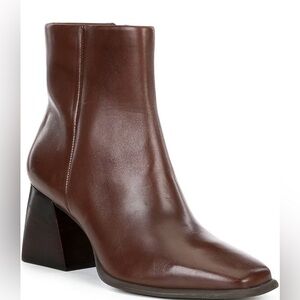 GB Brown Leather Heeled Boots